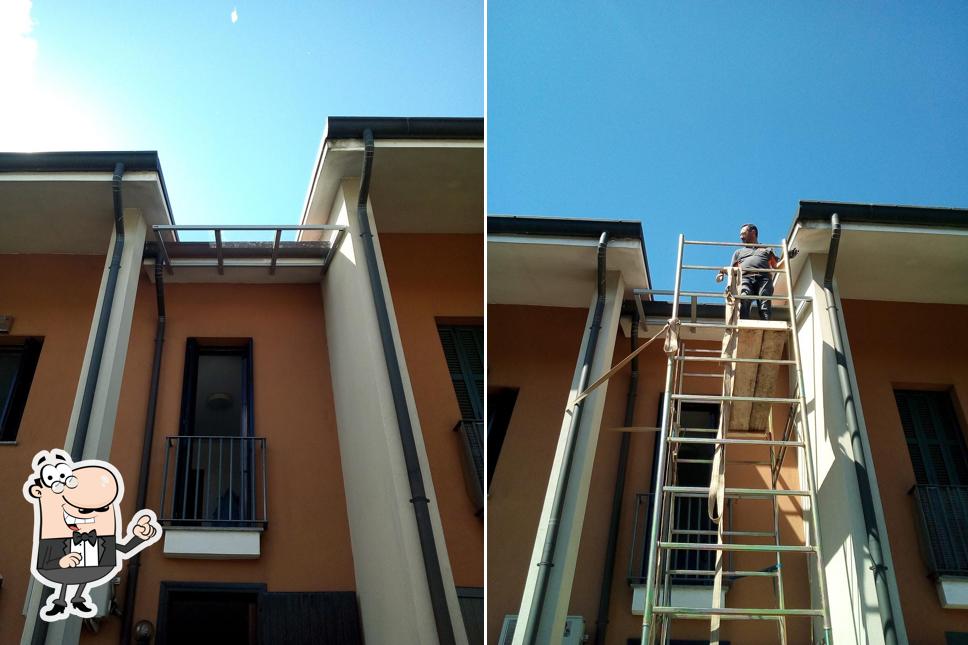 Guarda gli esterni di Bar Cavour