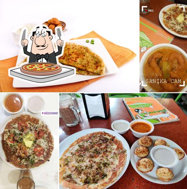 Order pizza at Wadeshwar