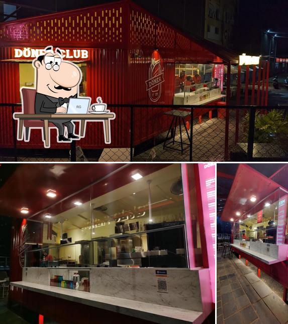 Take a seat at one of the tables at Döner club Calicut