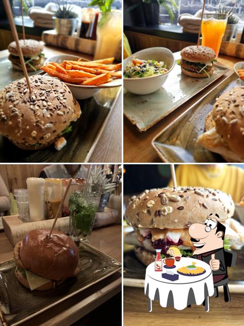 Ordina un hamburger a HANS IM GLÜCK - ZÜRICH Kloten