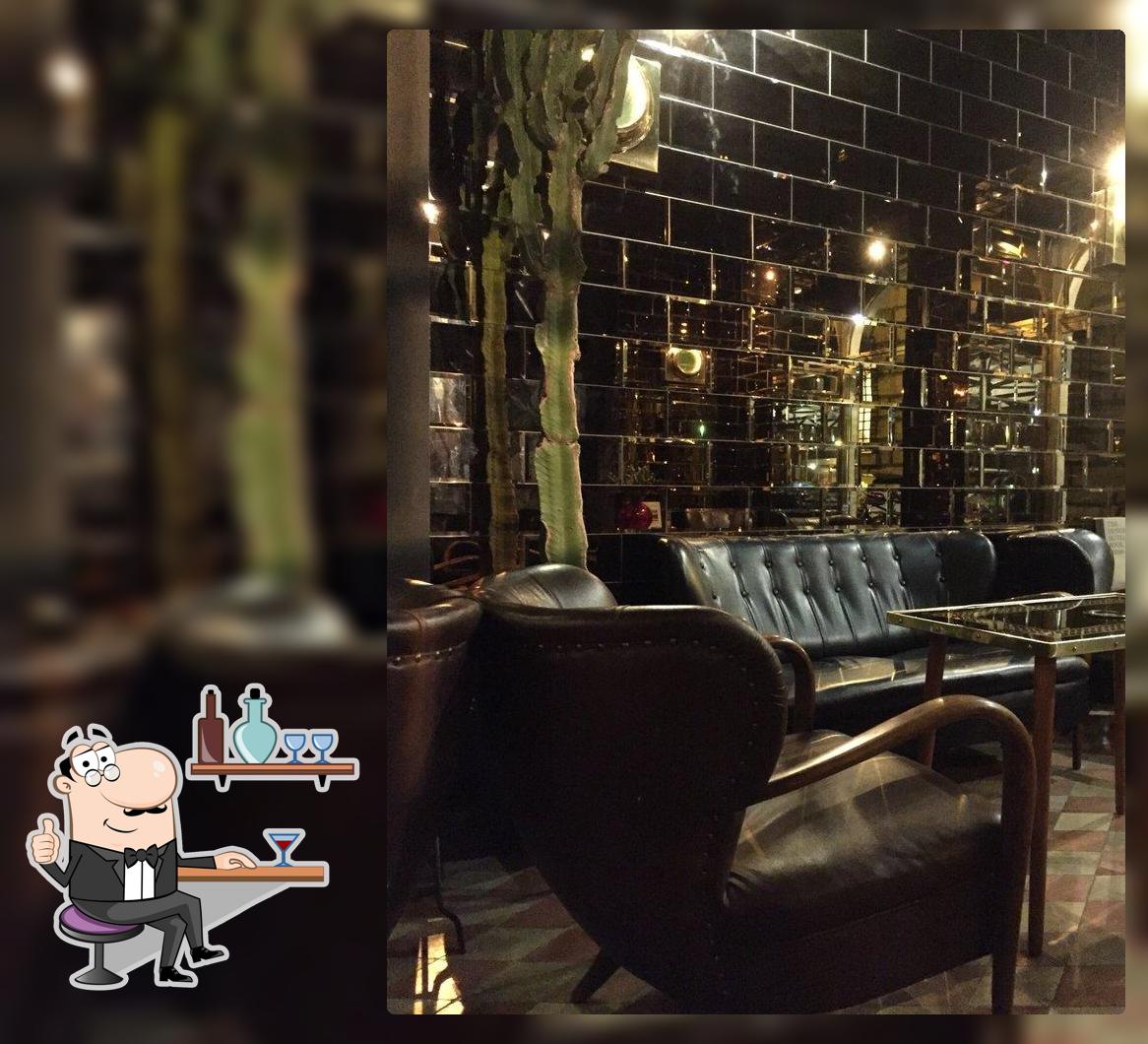 Gli interni di G-Bar