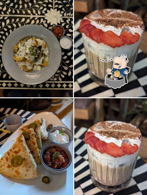 Food at Qalaa - Art Bar & Coffeehouse