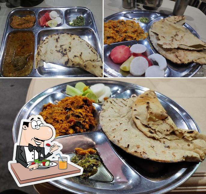 Rukmini Vallabh Zhunka Bhakar