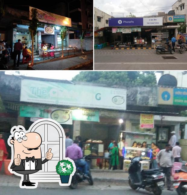 The exterior of The ChAAt King