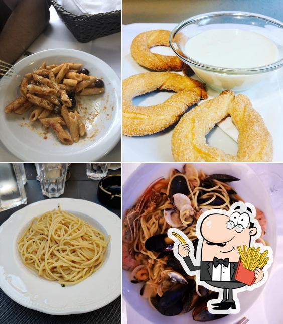 Assaggia un piatto di chips a Trattoria all'Isolo