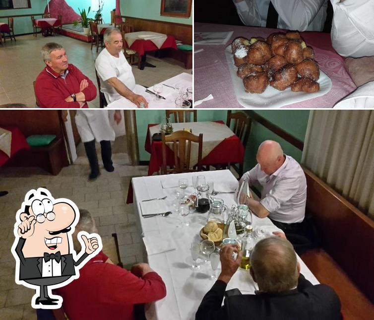 La interni e cibo del ristorante