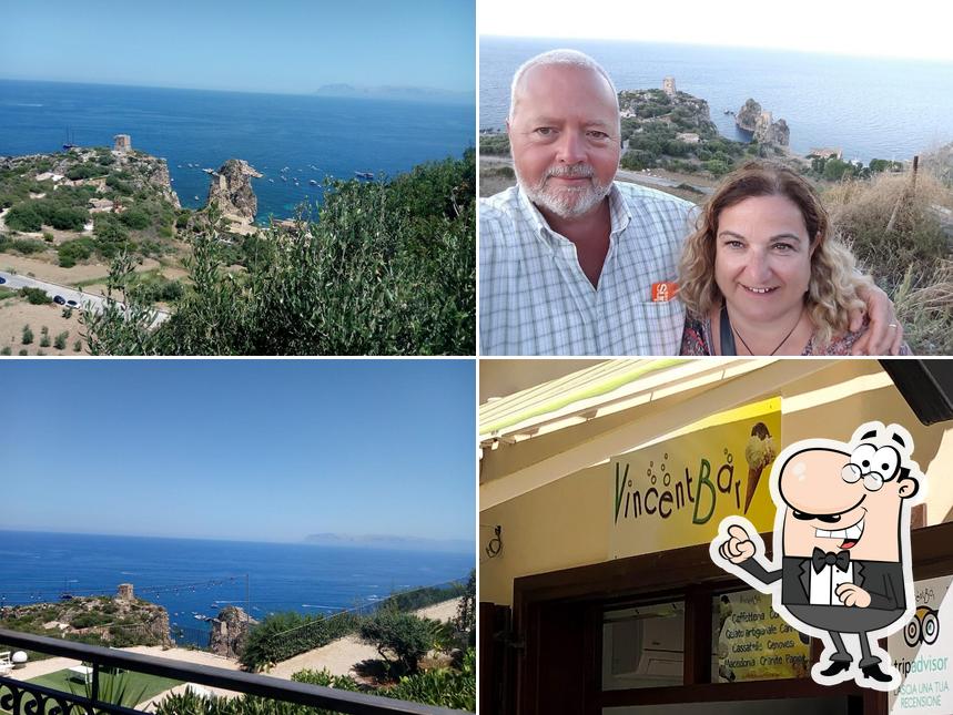 Guarda gli esterni di Vincent bar