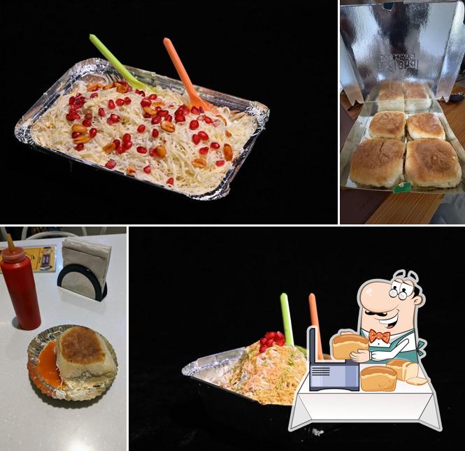 Garlic bread at BHAI BHAI DABELI Akota