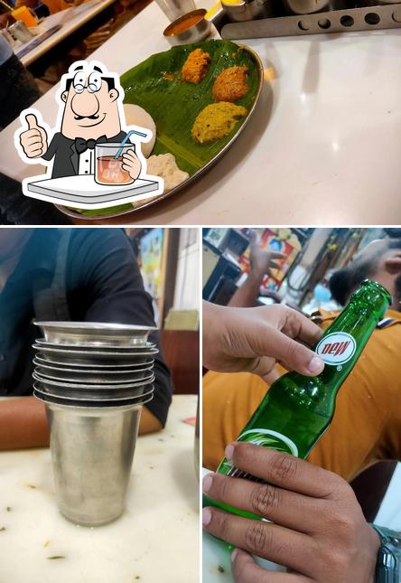 The picture of drink and burger at New Kanna Boarding Hotel