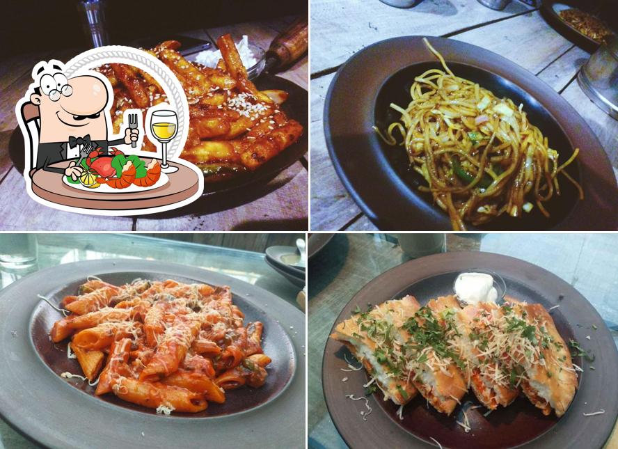 Try out seafood at Mr.Tea Cafe-Rock