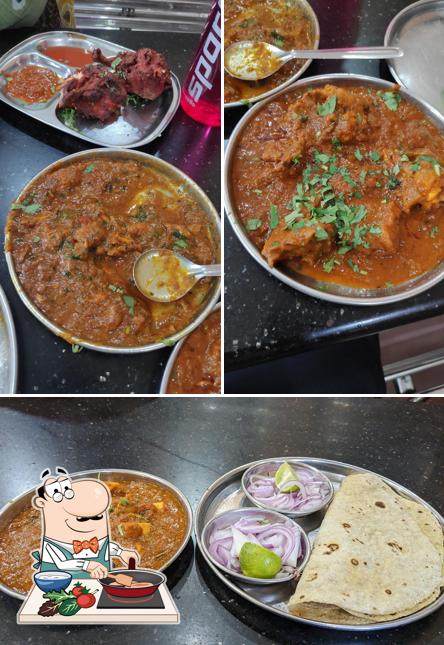 Chicken curry at Bhagyoday Rajputana Hotel