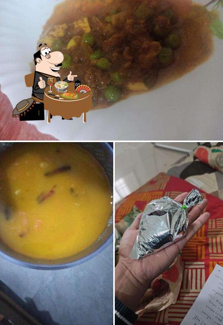 Meals at Aditya Tiffin service