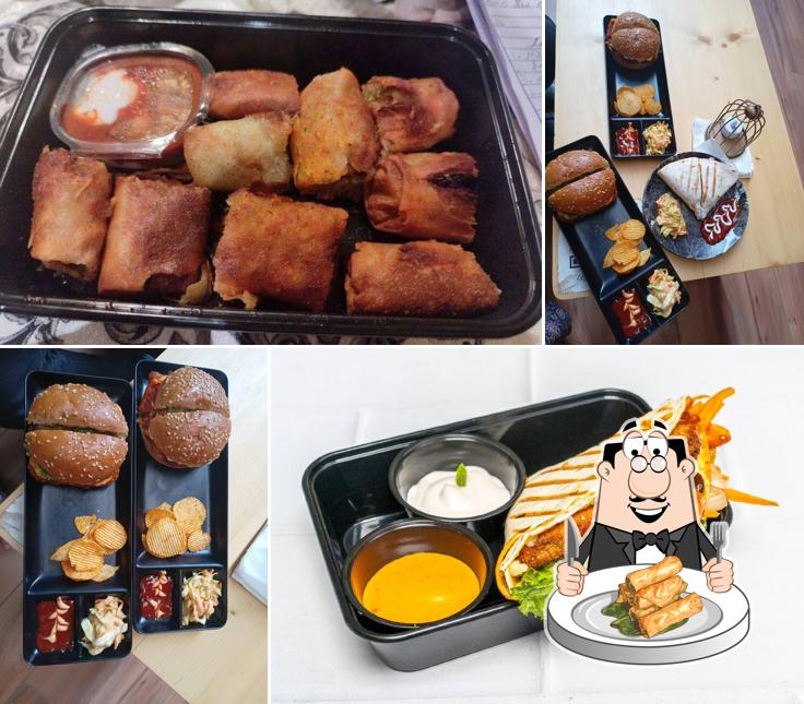 Spring rolls at Vibe The Cafe