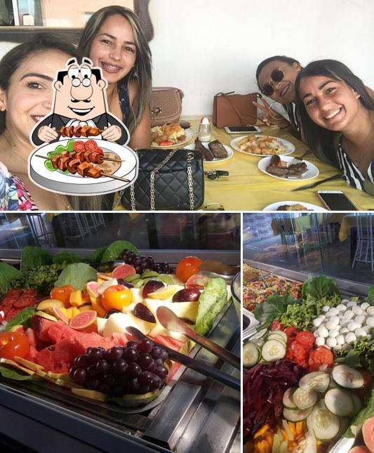 Dê uma olhada a ilustração ilustrando comida e interior no Restaurante Sabor Nordestino