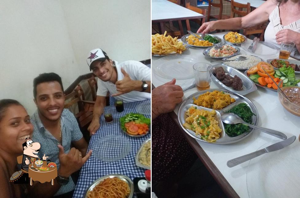 Platos en Bar do Romeu