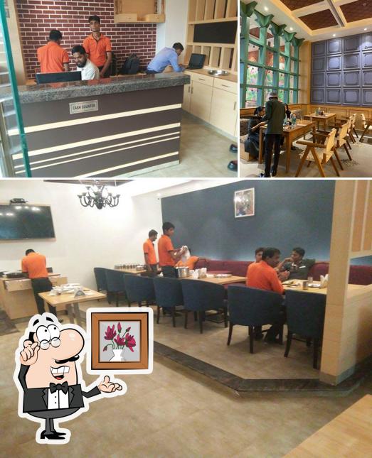 The interior of Anna's Dosa - Lulu Mall