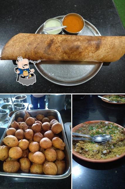 Food at Holla's Cafe