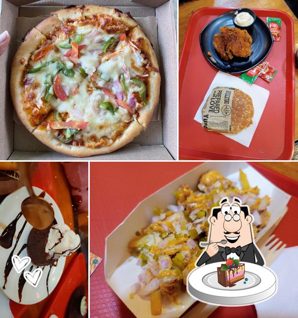 Chocolate cake at M'Crunch