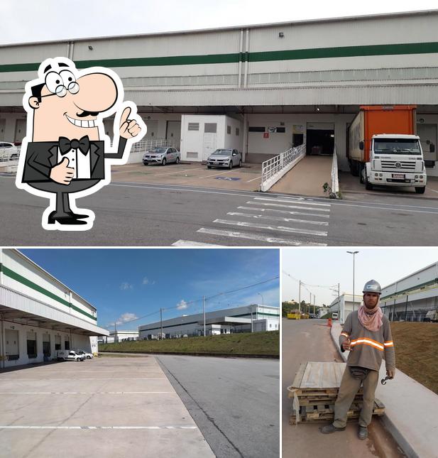 Look at this picture of Café 3 Corações