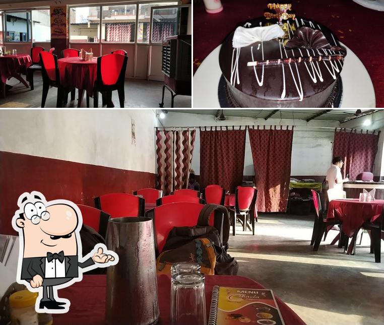 The photo of Chaska chilli’s interior and food