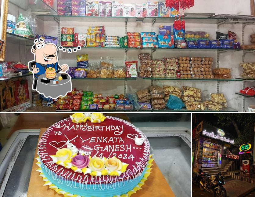 SS Bakery & sweets SELLUR Madurai is distinguished by food and exterior