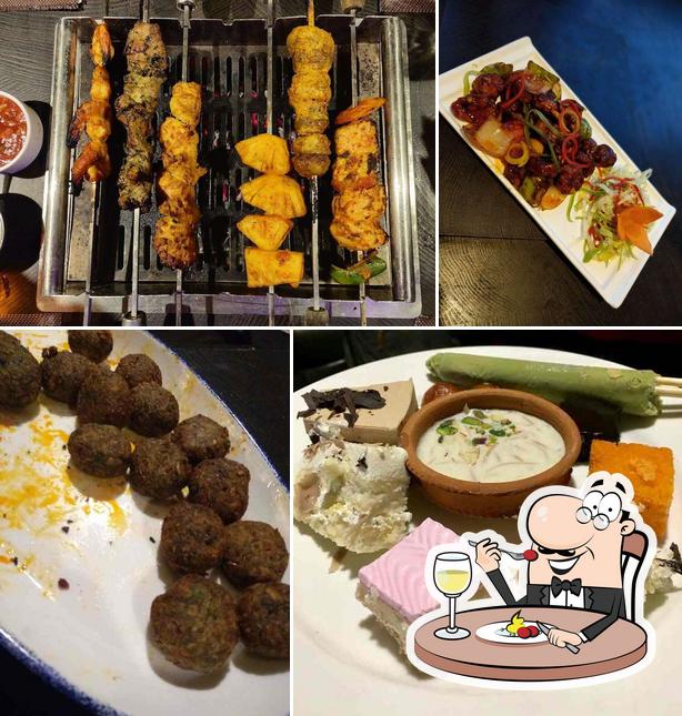 Food at OTB On The Bar BQ