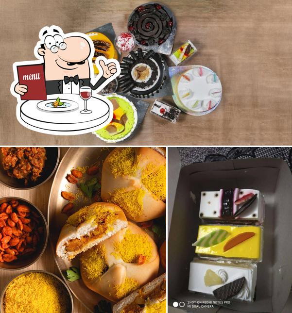 Food at Ribbons and Balloons - The Cake Shop