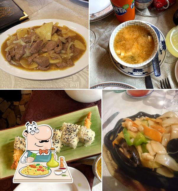 Cibo al Ristorante Cinese Yuan