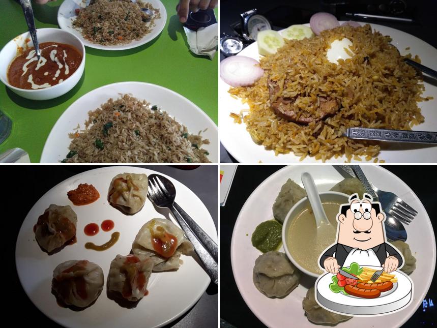 Meals at 4 Seasons Restaurant