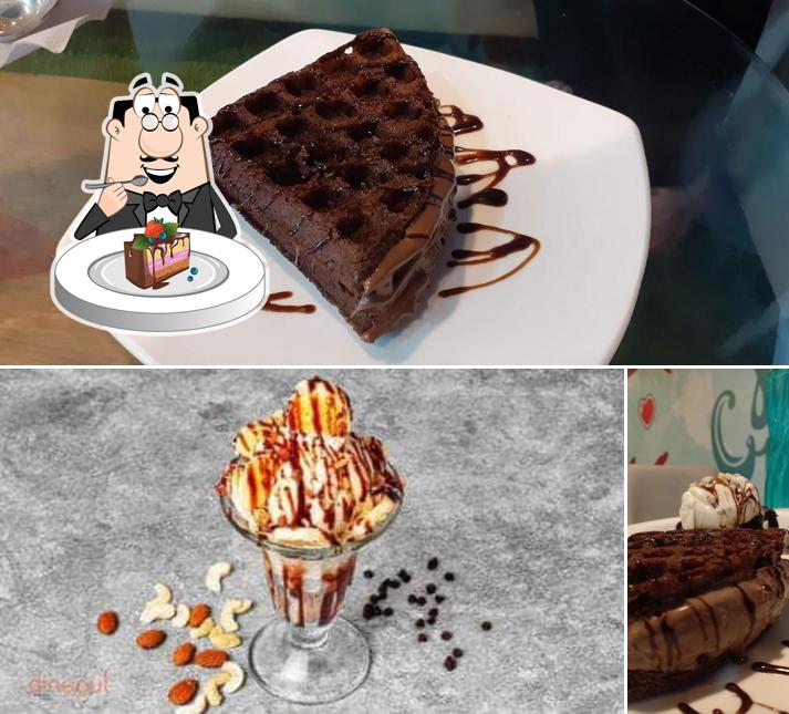 Chocolate cake at Cream and Fudge