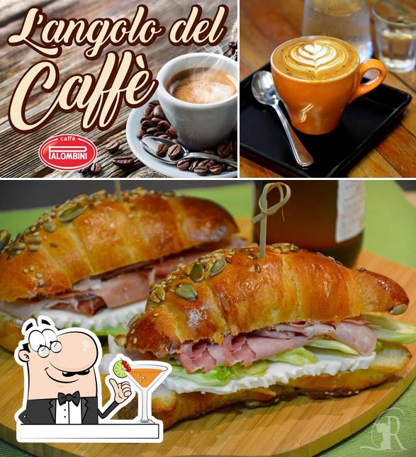 La foto della bevanda e cittadini di L’angolo del caffè