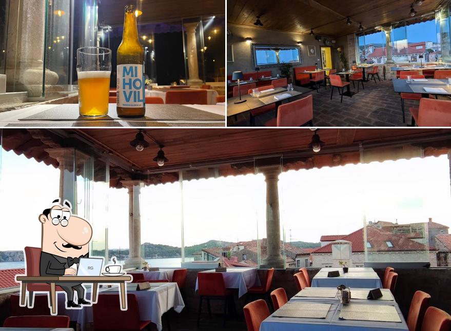 Gli interni di Il-palazzo Galbiani