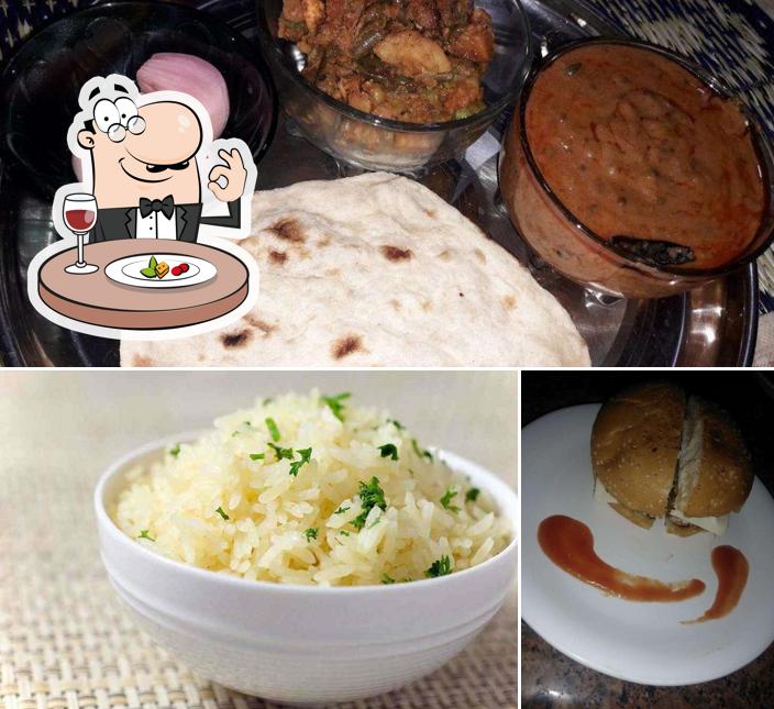 Food at Pari Family Restaurant