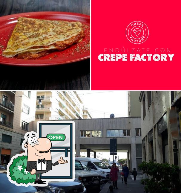 La foto di esterno e cibo da Crêpes Factory