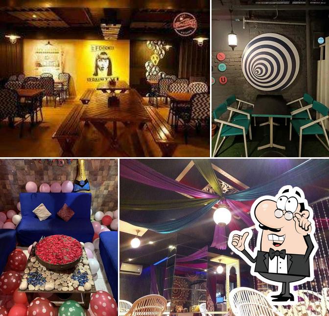 Firangish Cafe & Courtyard