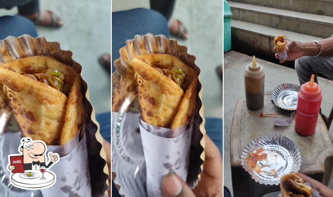 Food at Kolkata Roll Center