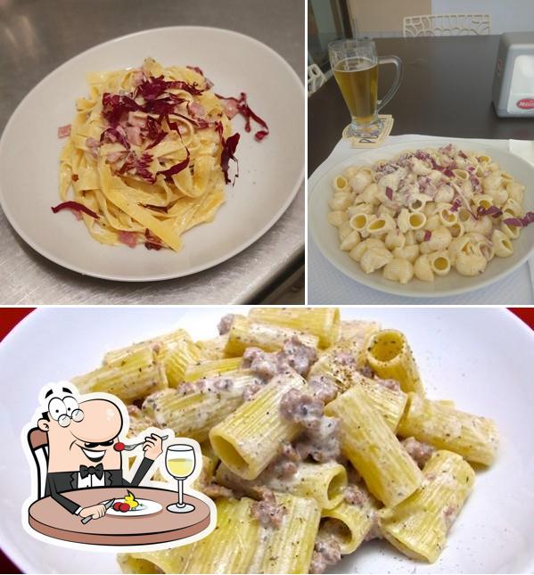 Platti al Paprika Cafè