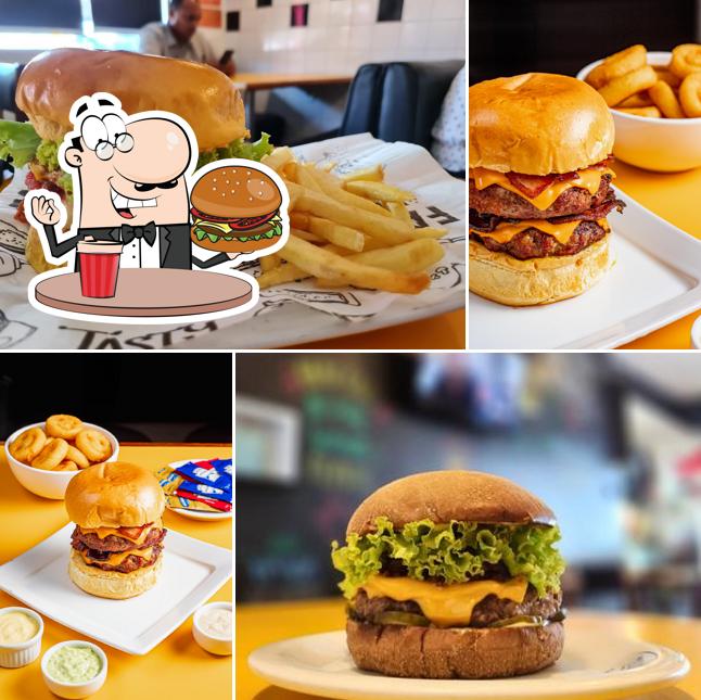 Mostardas Hamburgueria provê uma variedade de opções para os amantes dos hambúrgueres