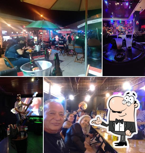 Veja imagens do interior do Dinossauros Rock Bar
