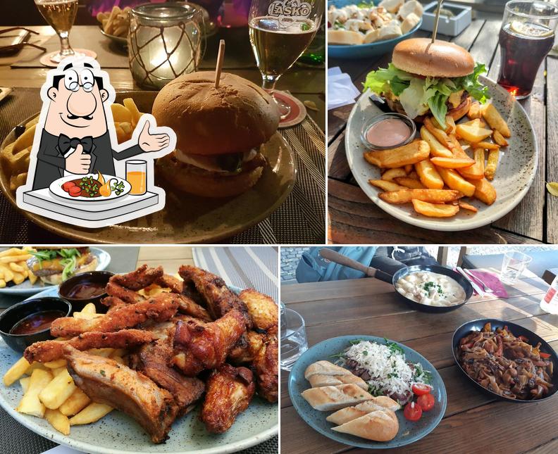 Forum Bar & Restaurant