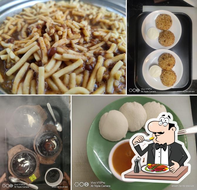 Food at Pranam Misal प्रणाम मिसळ પ્રણામ મિસળ