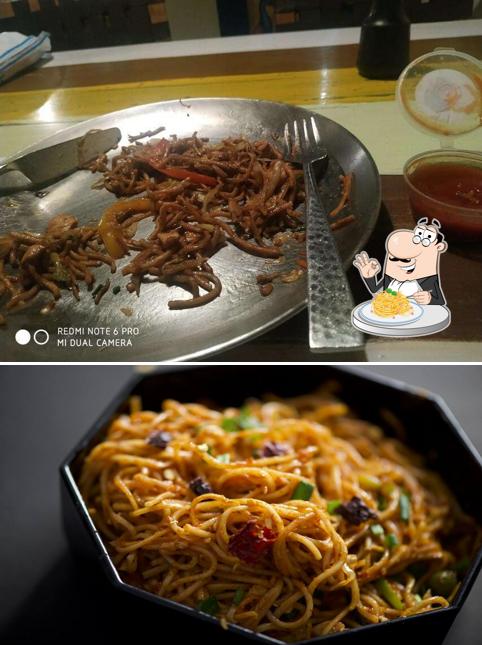 Spaghetti carbonara at Shanghai Noodle House