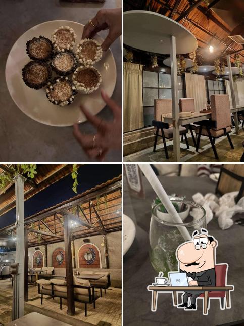 The interior of Tipsy.turk