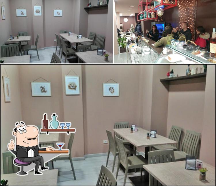 Gli interni di JOY Caffè