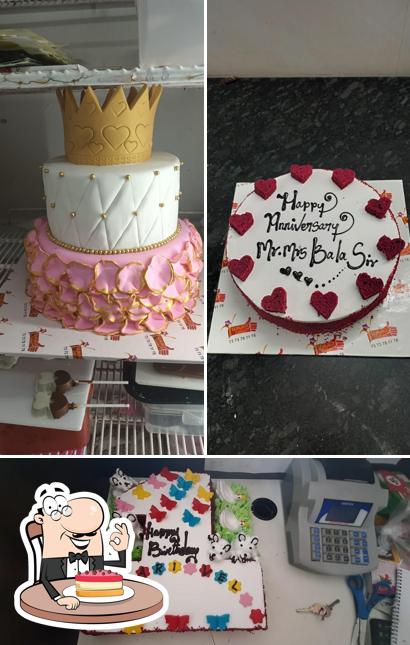 Look at this picture of YUMMY CAKES