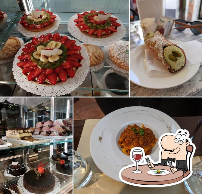 Platti al Pasticceria Chiusso