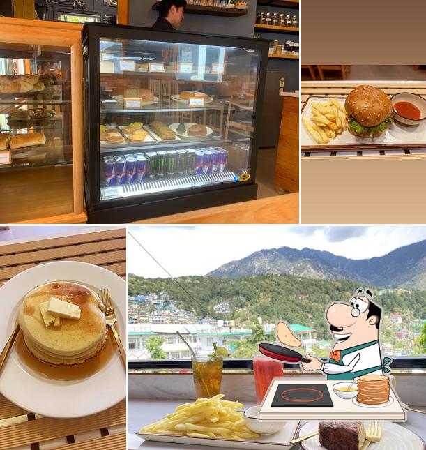 Pancakes at ARABICA CAFÉ AND BAKERY