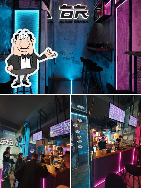 Gli interni di Blade Ramen