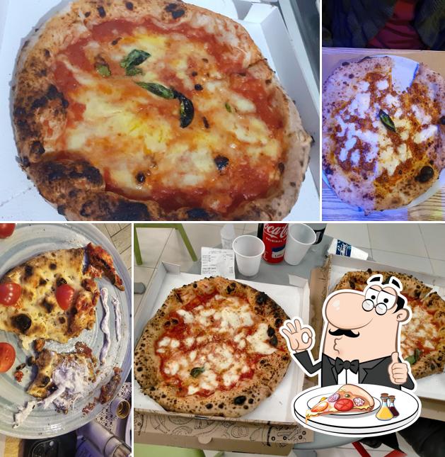 Scegli tra le svariate varianti di pizza