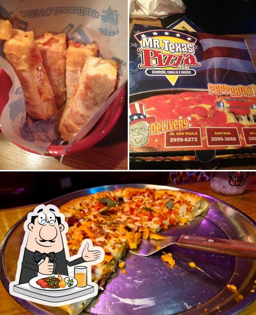 Platos en Mr. Texas Pizza